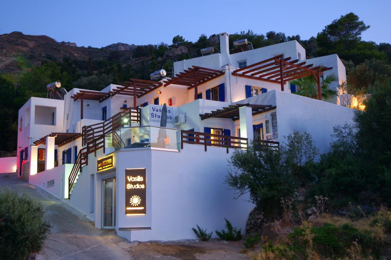 Vasilis Studios Myrties Exterior foto